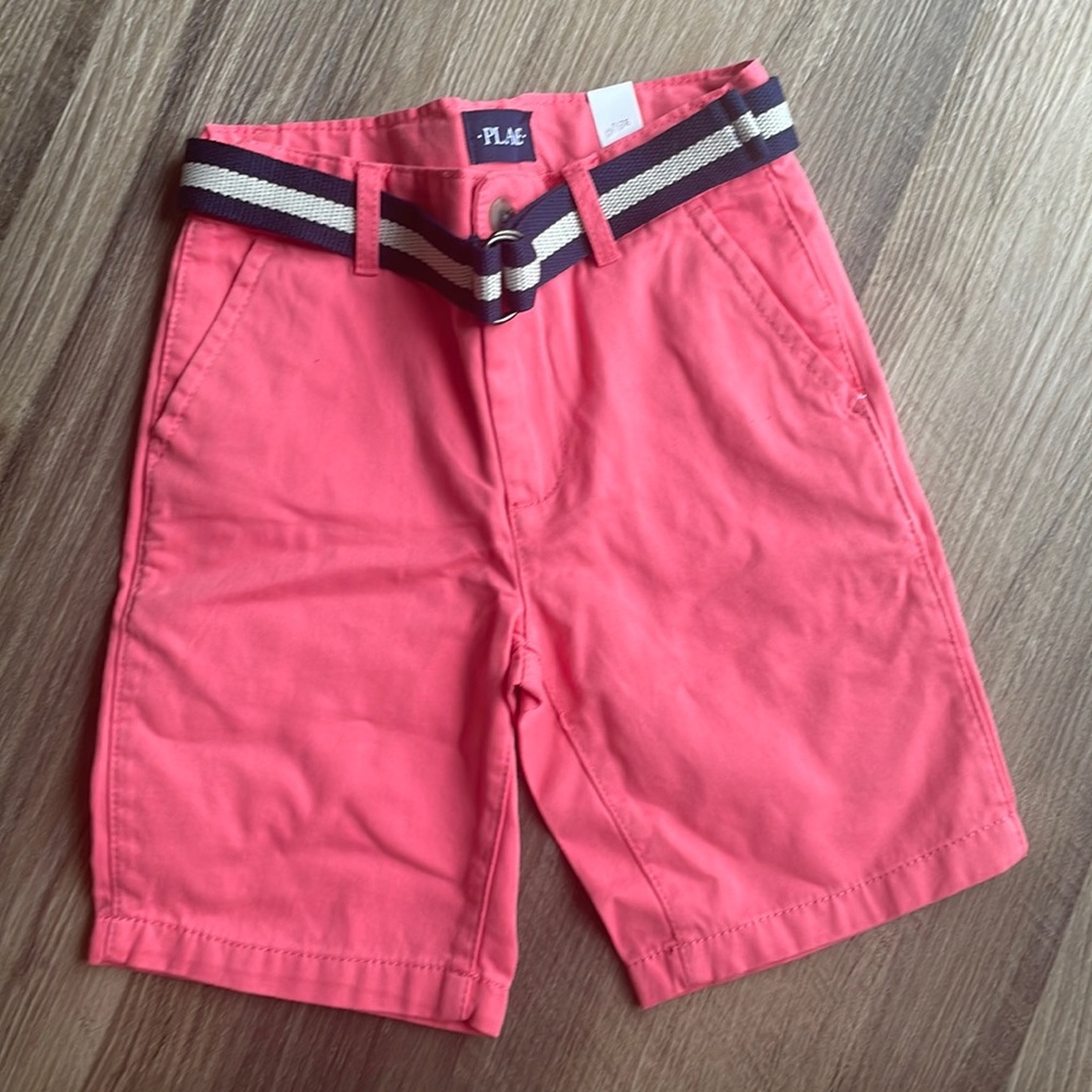 Children’s Place boys pink shorts with belt. Size 6